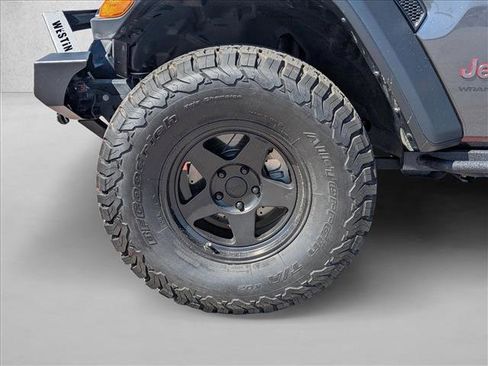 Used 2022 Jeep Wrangler Rubicon w/ Steel Bumper Group image 25