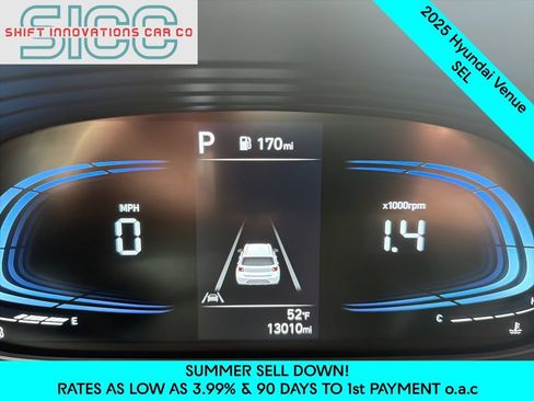 Used 2025 Hyundai Venue SEL FWD image 10