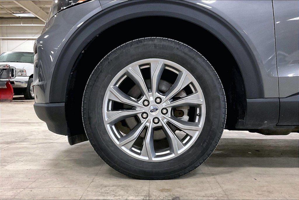 Certified 2023 Ford Explorer Limited w/ Limited Technology Package AWD/4WD image 9