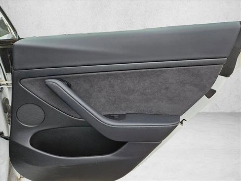 Used 2021 Tesla Model 3 Long Range image 21