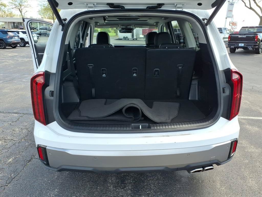 Used 2025 Kia Telluride S FWD image 30