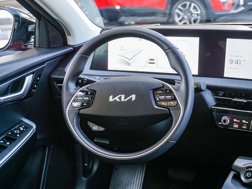 Certified 2024 Kia EV6 Light RWD image 17