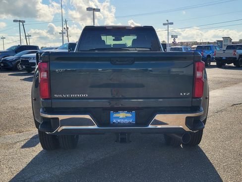 New 2026 Chevrolet Silverado 3500 LTZ w/ LTZ Convenience Package AWD/4WD image 4