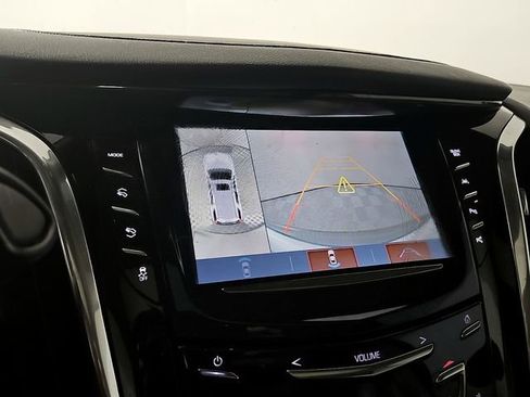 Used 2018 Cadillac Escalade ESV Premium Luxury AWD/4WD image 23