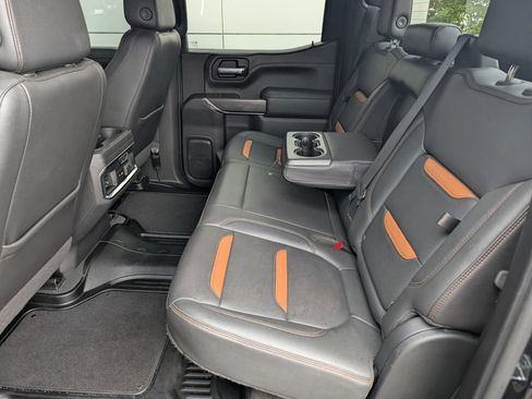 Used 2021 GMC Sierra 1500 AT4 AWD/4WD image 32
