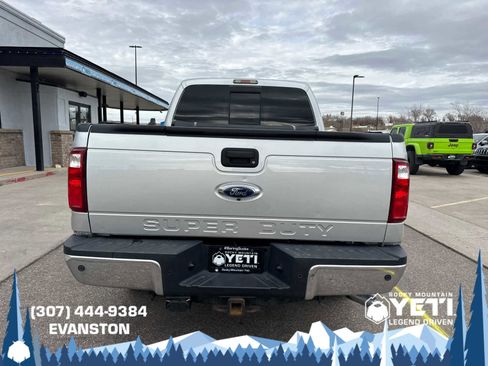 Used 2016 Ford F250 Lariat w/ Lariat Ultimate Package image 4