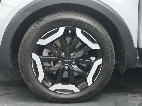 Used 2023 Kia Telluride EX AWD/4WD image 31