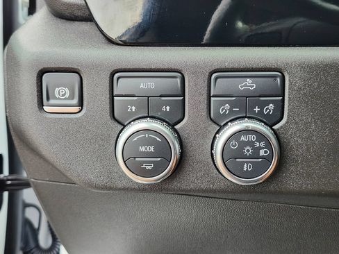 Used 2024 GMC Sierra 1500 Elevation AWD/4WD image 21