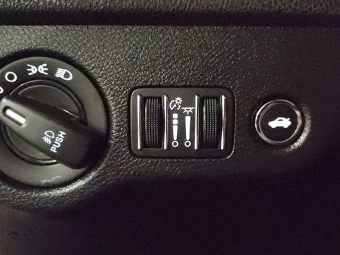 Used 2022 Dodge Charger R/T image 23