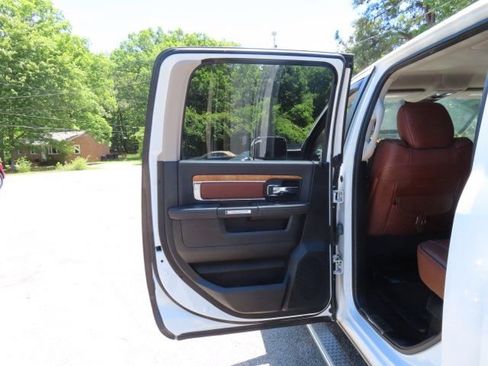 Used 2013 RAM 3500 Laramie Longhorn w/ Convenience Group AWD/4WD image 11