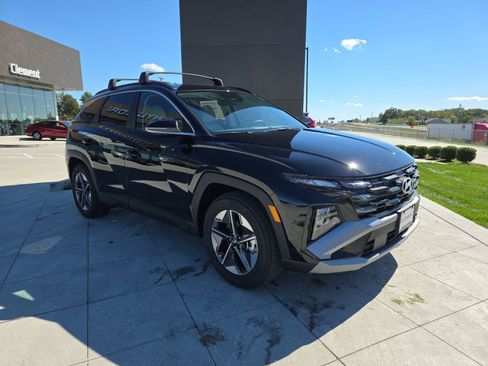 New 2026 Hyundai Tucson SEL image 3