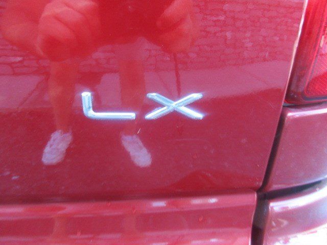 Used 2002 Chrysler Town & Country LX FWD image 8
