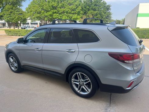 Used 2017 Hyundai Santa Fe FWD image 6
