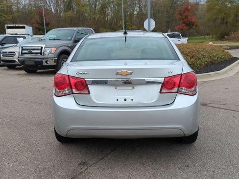 Used 2013 Chevrolet Cruze LT image 7