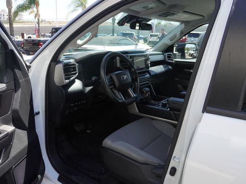 Used 2024 Toyota Tundra SR5 AWD/4WD image 31