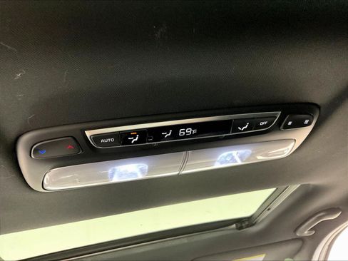 Used 2024 Kia Telluride SX X-Line AWD/4WD image 10