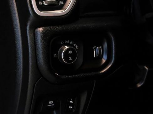 Used 2020 RAM 1500 Lone Star AWD/4WD image 41