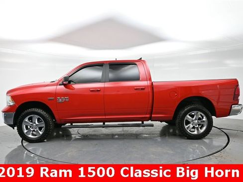 Used 2019 RAM 1500 Big Horn image 4