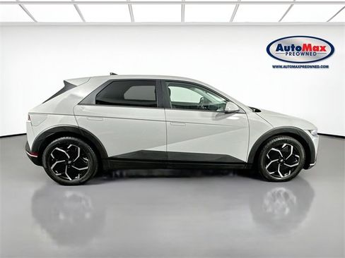 Used 2022 Hyundai Ioniq 5 SE image 9