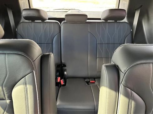 New 2026 Buick Enclave Avenir w/ Super Cruise Package image 18