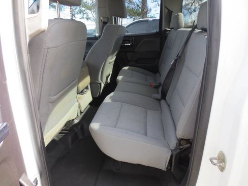 Used 2019 Chevrolet Silverado 1500 W/T w/ WT Convenience Package AWD/4WD image 9