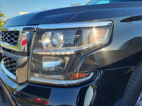 Used 2018 Chevrolet Suburban LT AWD/4WD image 5