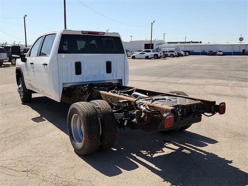 New 2025 GMC Sierra 3500 Pro w/ Convenience Package image 3