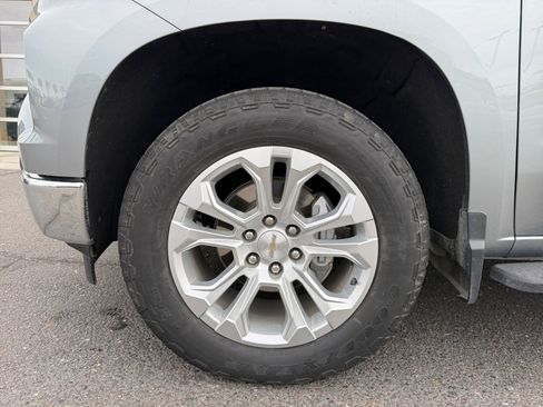 Used 2023 Chevrolet Silverado 1500 LTZ w/ LTZ Premium Package image 26