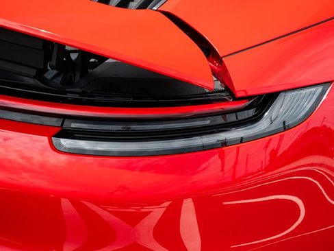 Used 2020 Porsche 911 Carrera RWD image 14
