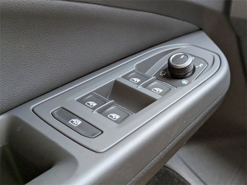 New 2025 Volkswagen GTI SE image 28