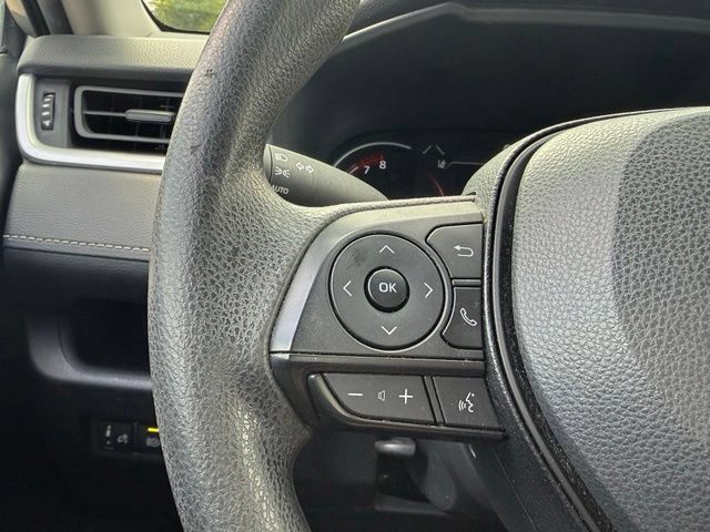 Used 2024 Toyota RAV4 XLE AWD/4WD image 25