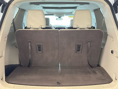 Used 2019 GMC Acadia Denali w/ Technology Package FWD image 4