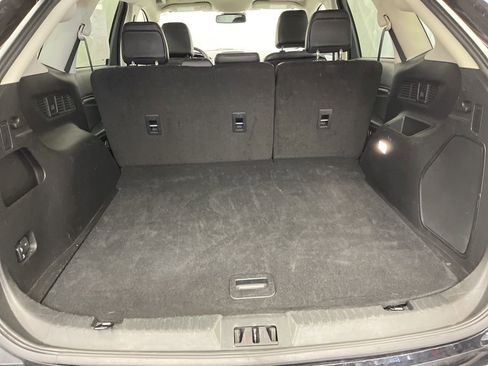 Used 2024 Ford Edge Titanium image 33