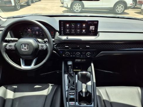 Used 2024 Honda Accord Touring image 6