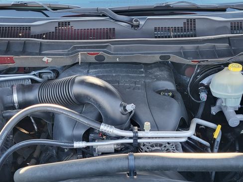 Used 2015 RAM 1500 Express image 23