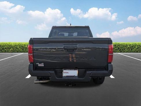 Certified 2025 Toyota Tacoma SR image 5