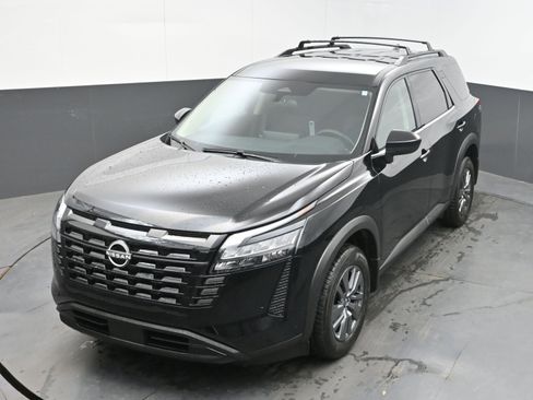New 2026 Nissan Pathfinder SV AWD/4WD image 34