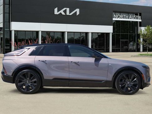Used 2024 Cadillac Lyriq Sport AWD/4WD image 6