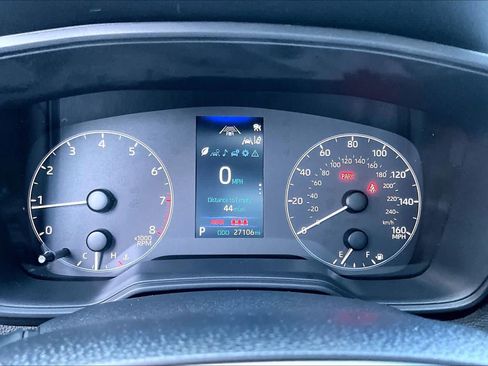 Certified 2023 Toyota Corolla Cross LE w/ Moonroof Package FWD image 26