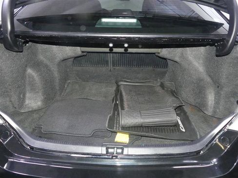 Used 2016 Toyota Camry XLE FWD image 9