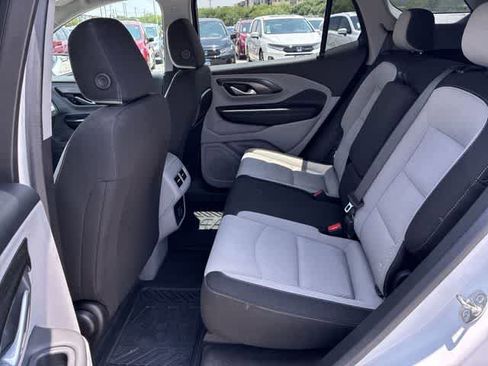 Used 2024 GMC Terrain SLE FWD image 20