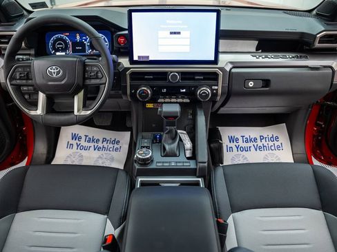 New 2026 Toyota Tacoma TRD Off-Road w/ TRD Off Road Upgrade Package AWD/4WD image 24