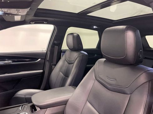 Used 2025 Cadillac XT5 Premium Luxury image 20