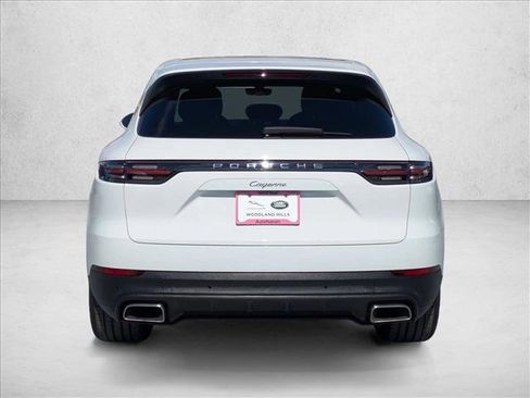 Used 2021 Porsche Cayenne AWD/4WD image 7