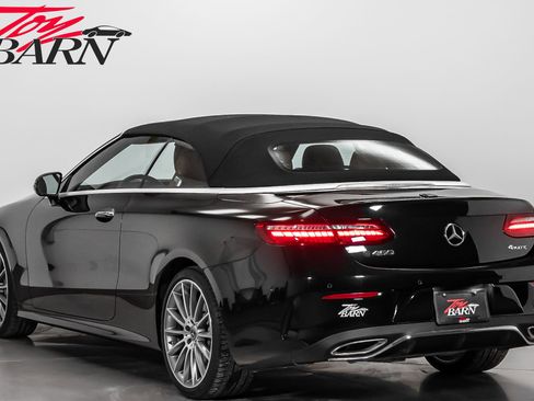 Used 2023 Mercedes-Benz E 450 4MATIC Cabriolet image 11