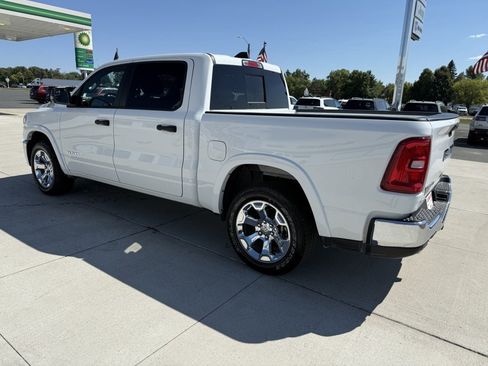 Used 2026 RAM 1500 Big Horn AWD/4WD image 6