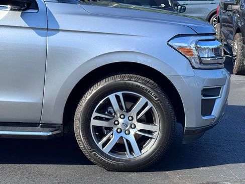 Used 2023 Ford Expedition Limited AWD/4WD image 52