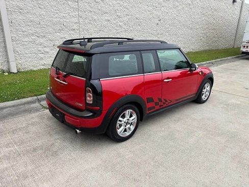 Used 2014 MINI Cooper Clubman FWD image 2