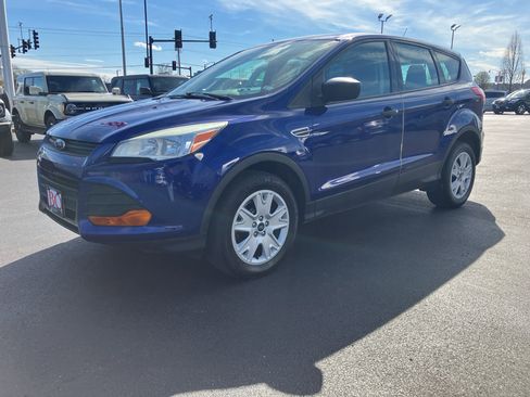 Used 2013 Ford Escape S image 2