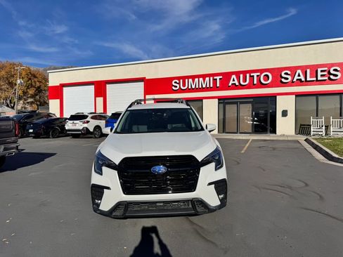 Used 2024 Subaru Ascent Limited AWD/4WD image 8